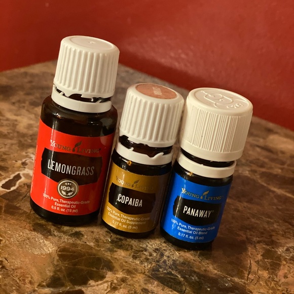 “That Time of the Month” Essential Oil 10ml Roller - Picture 2 of 2